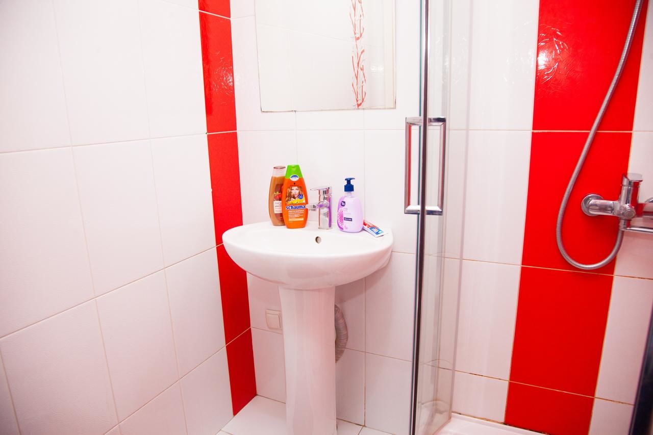 Апартаменты 2Rooms Semi-luxury Apartment on Pochtovaya 167-A Street Запорожье-13