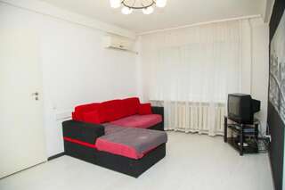 Апартаменты 2Rooms Semi-luxury Apartment on Pochtovaya 167-A Street Запорожье Апартаменты-23