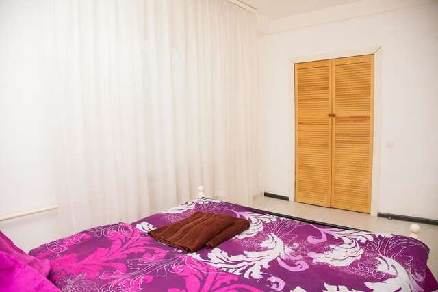 Апартаменты 2Rooms Semi-luxury Apartment on Pochtovaya 167-A Street Запорожье-9